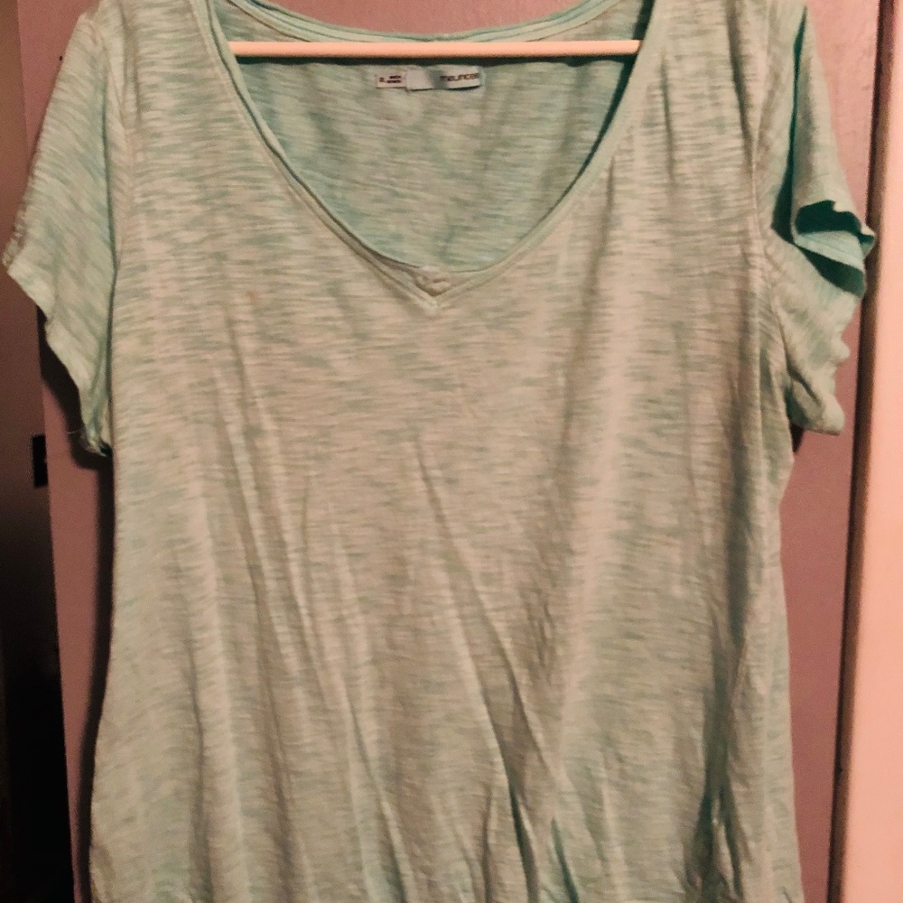Maurices XL Mint tshirt
